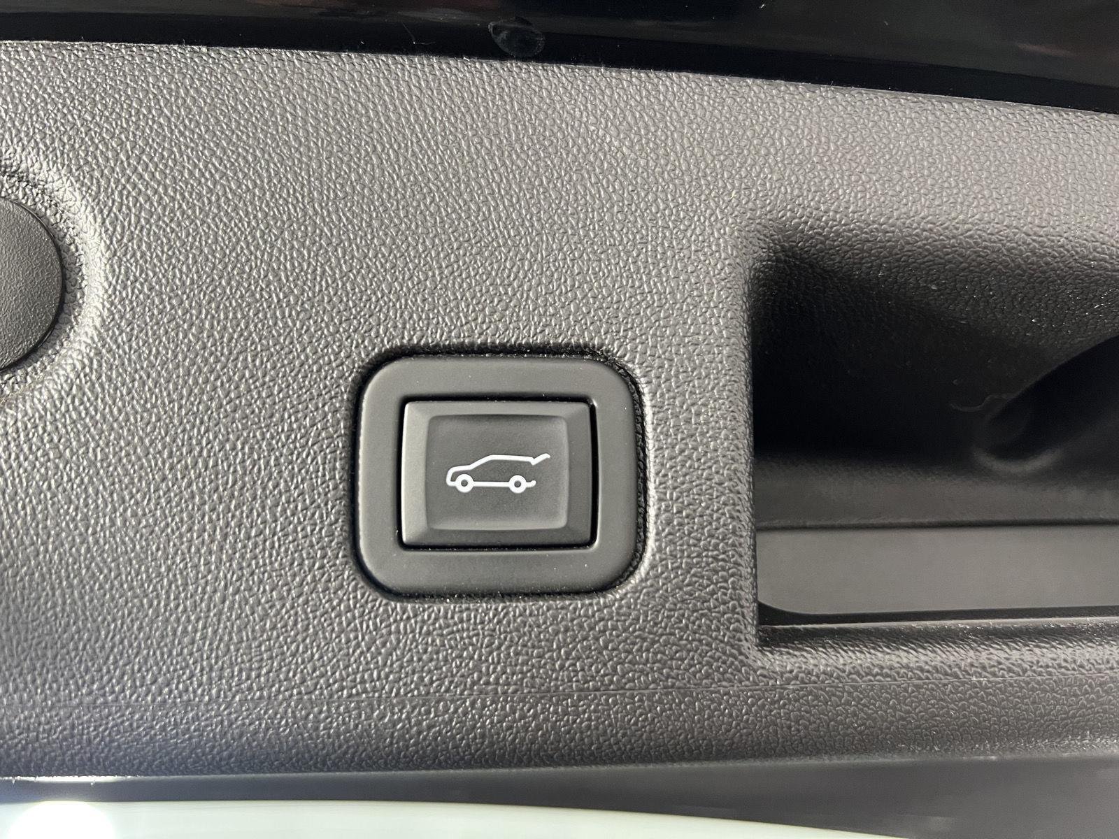 Used 2024 Black Metallic Chevrolet LT image 20