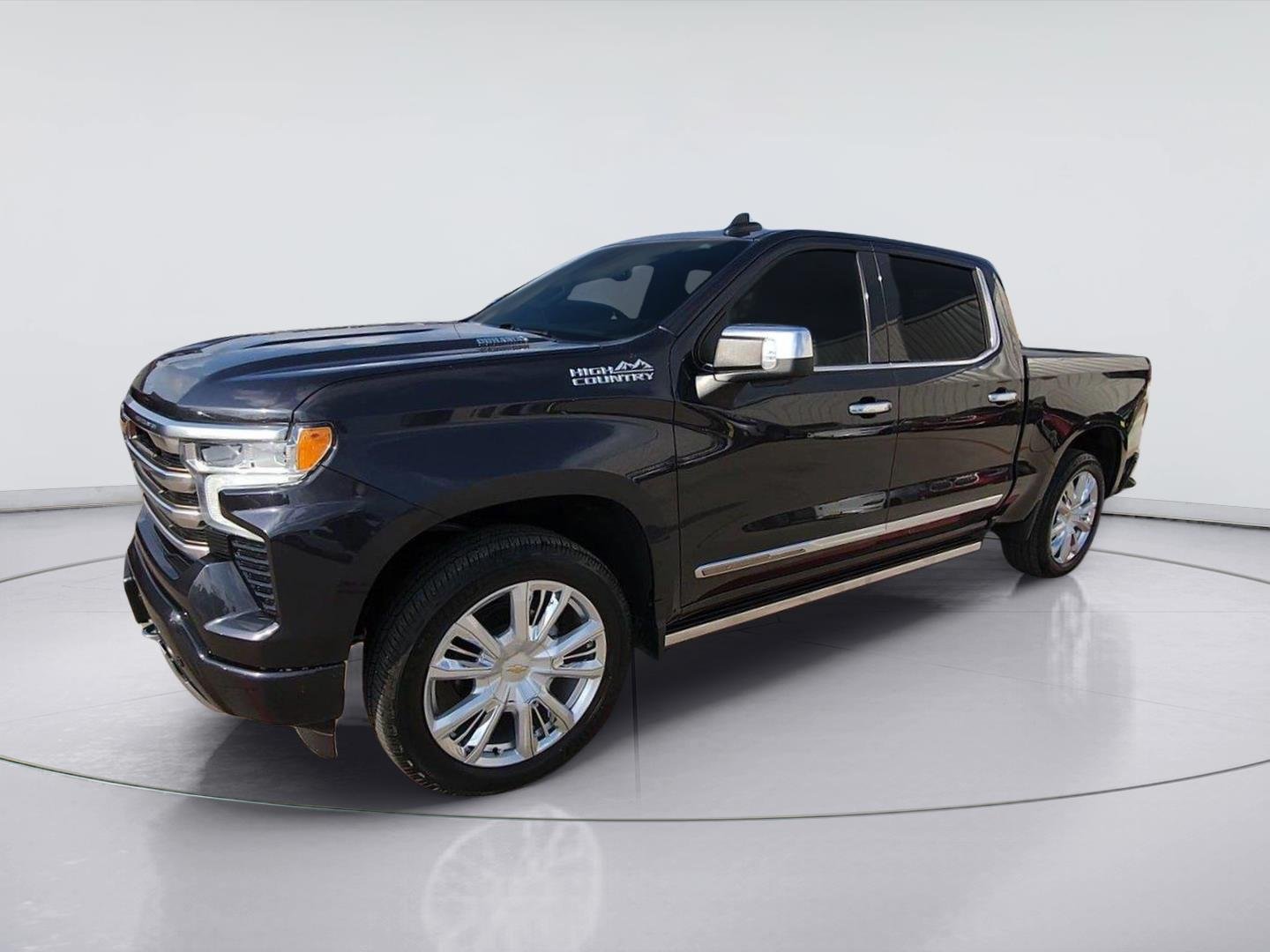 2022 Chevrolet Silverado 1500 High Country - 3