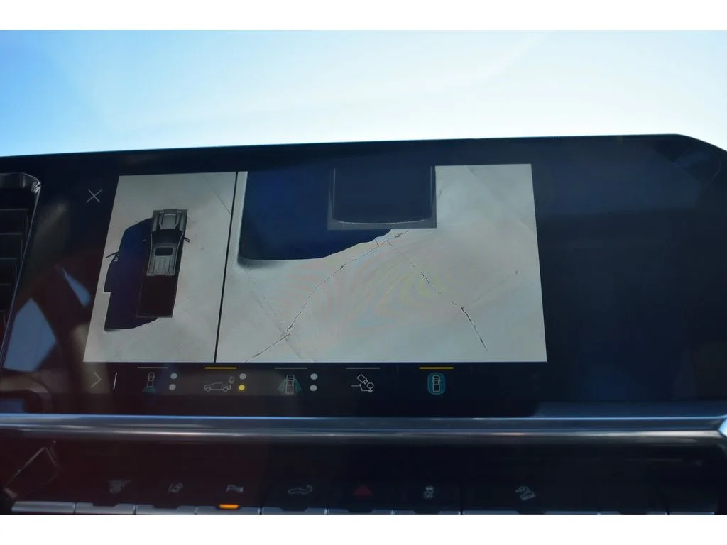 2025 Chevrolet Silverado 3500 HD LTZ - Photo 27