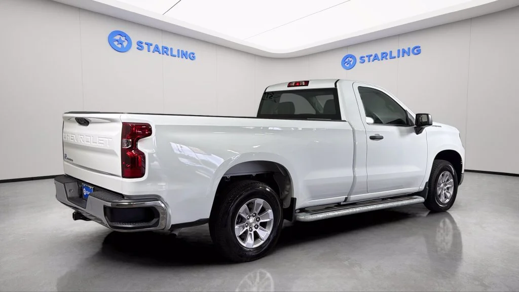 Used 2025 Summit White Chevrolet WT image 19