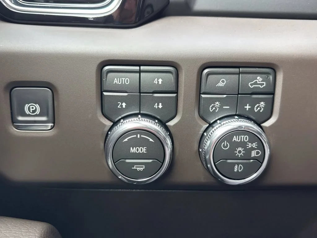 New 2026 Glacier White Tricoat GMC Denali image 19