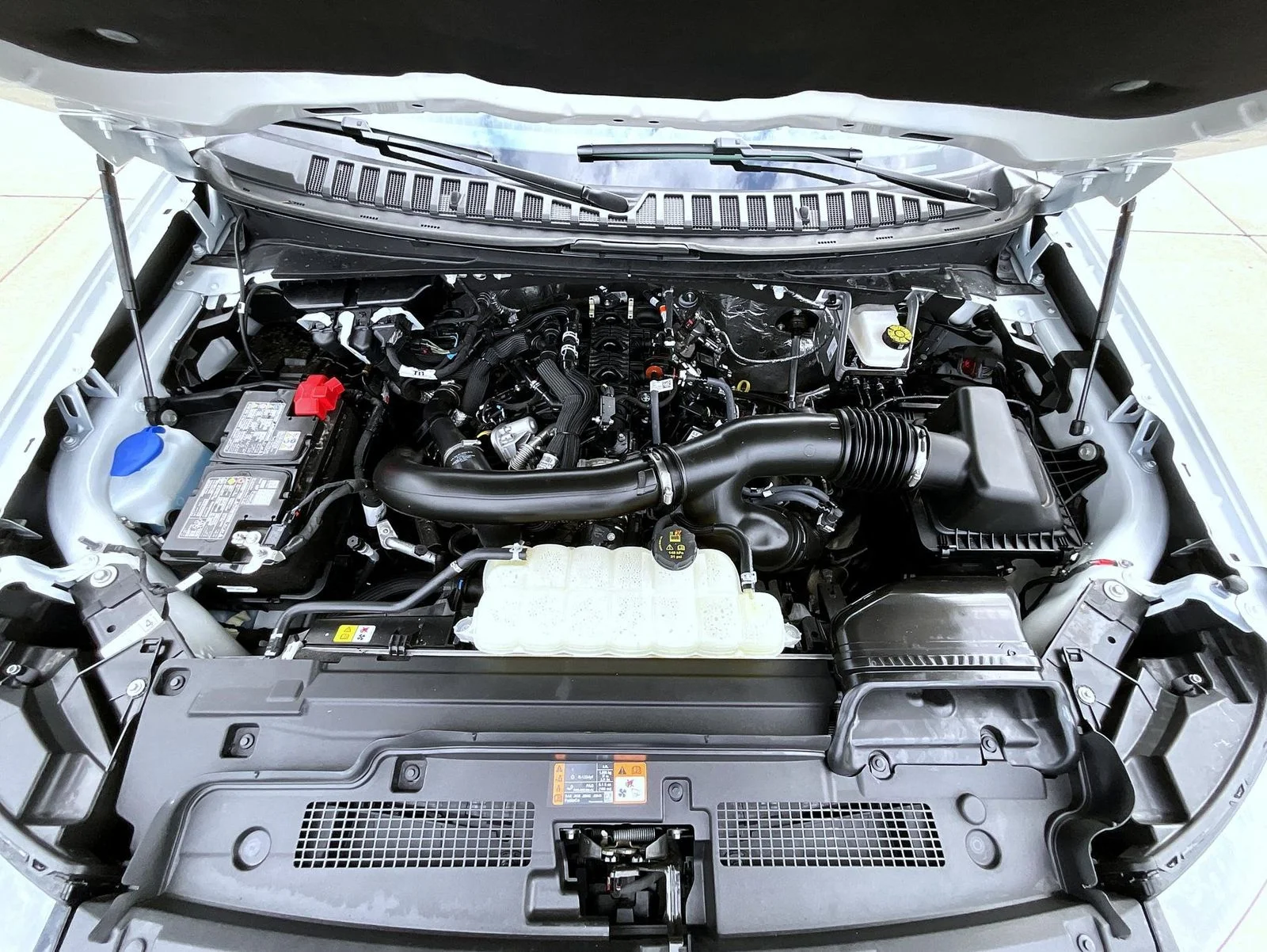Used 2026 White Ford Platinum image 27