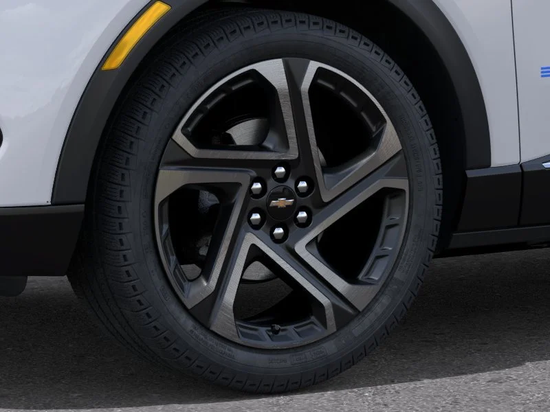 New 2026 Summit White Chevrolet LT2 w/PDE image 10