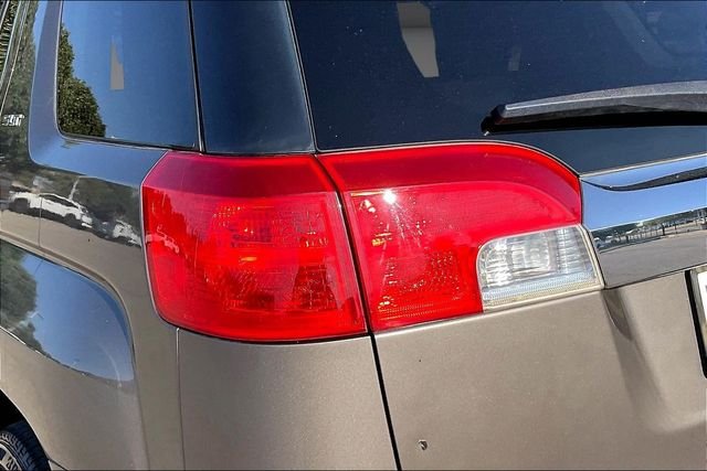 Used 2014 Silver GMC SLT-1 image 28