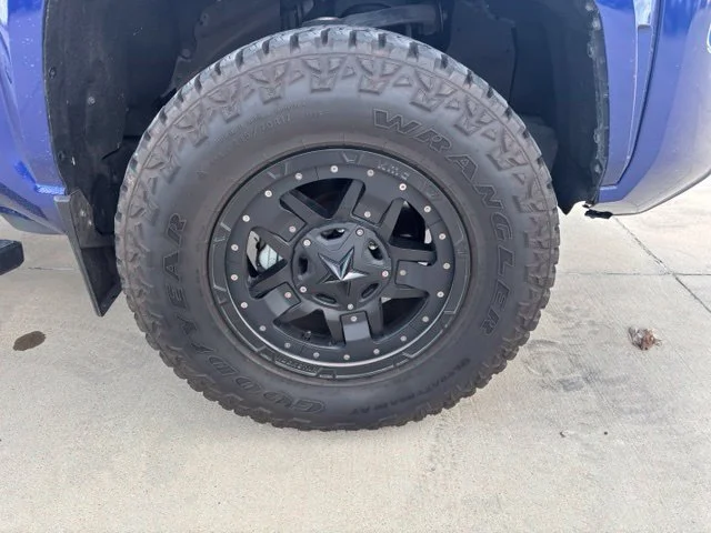 Used 2024 Blue Toyota SR5 image 15