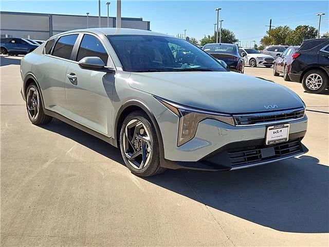 New 2027 Morning Haze KIA EX image 4