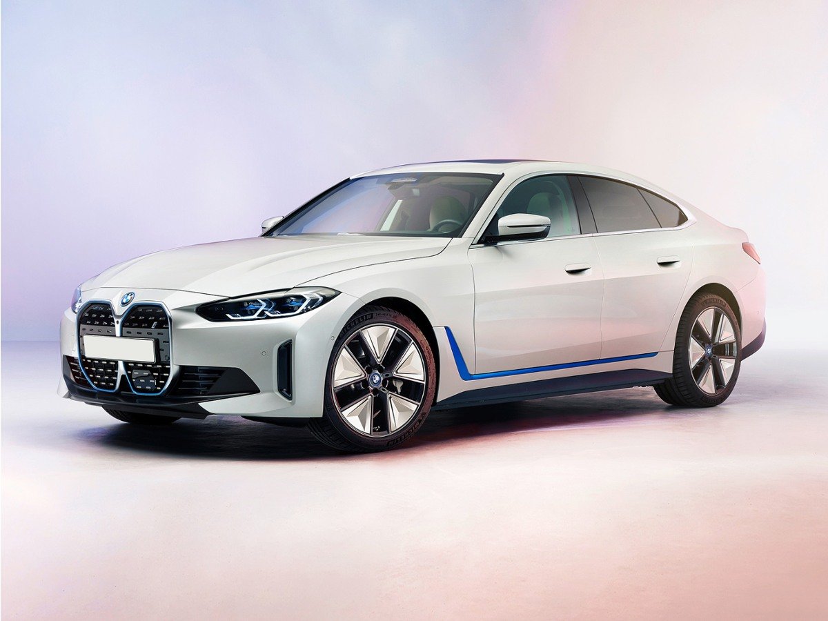 Certified Used 2024 White Metallic BMW eDrive35 image 1