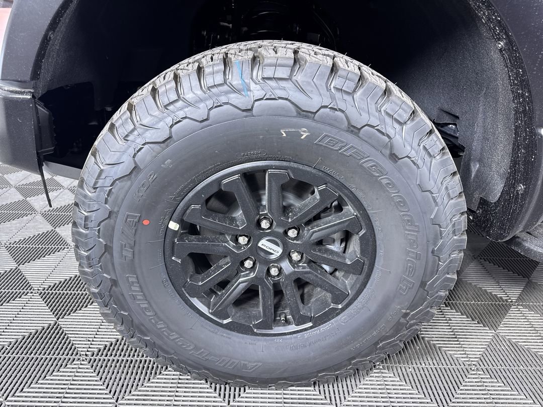 New 2026 Antimatter Blue Metallic Ford Raptor image 27
