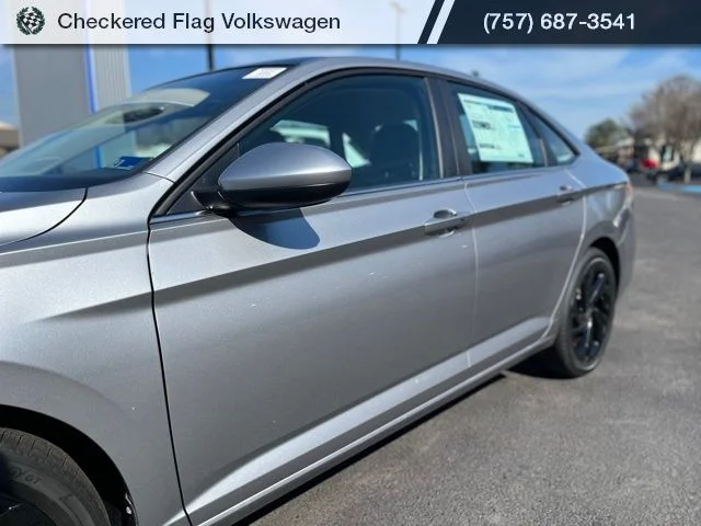 New 2026 Silver Volkswagen 1.5T SE image 3