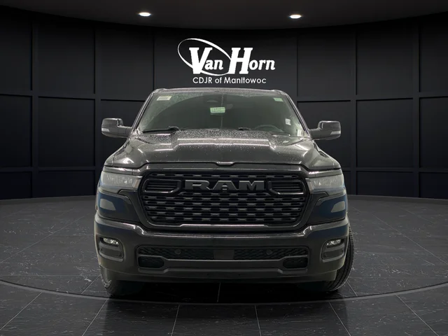 New 2026 Diamond Black Crystal Pearl-Coat Exterior Paint RAM Big Horn/Lone Star image 3