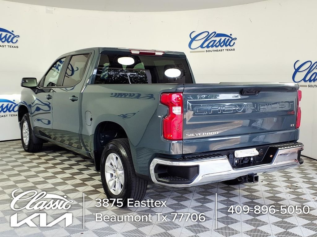 Used 2025 Gray Chevrolet LT image 2