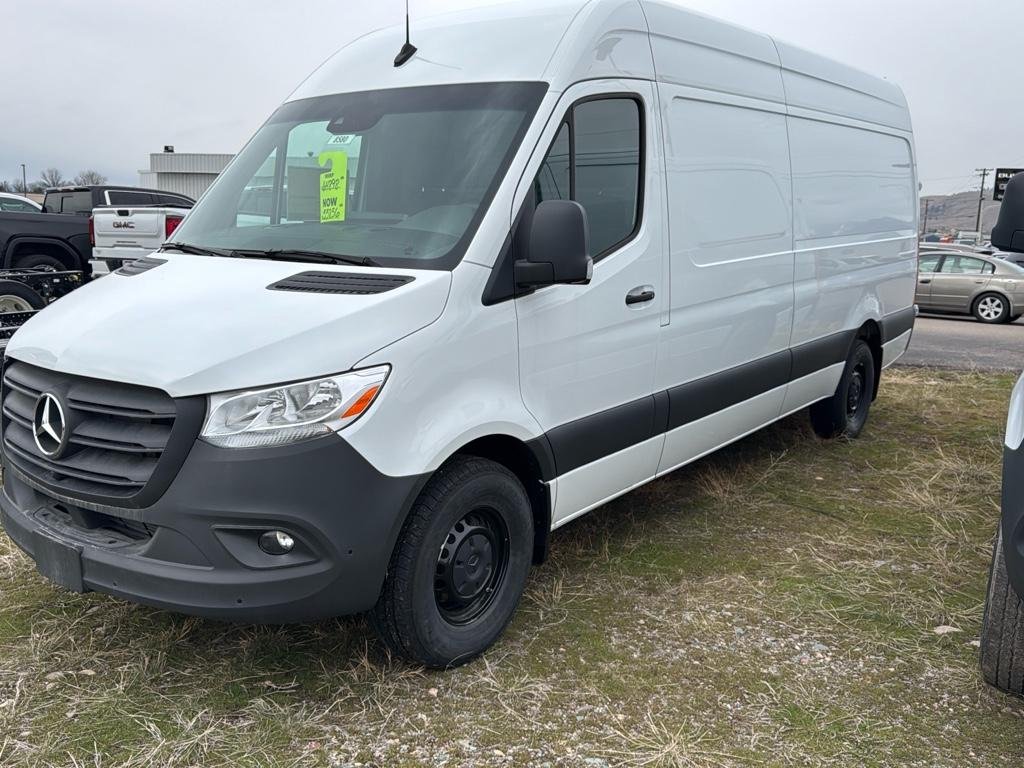 2023 Mercedes-Benz Sprinter Cargo Van Base - Photo 2