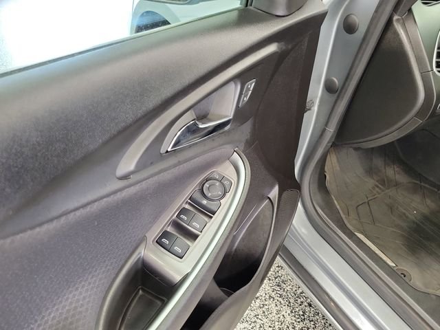 Used 2024 Gray Chevrolet LT image 7