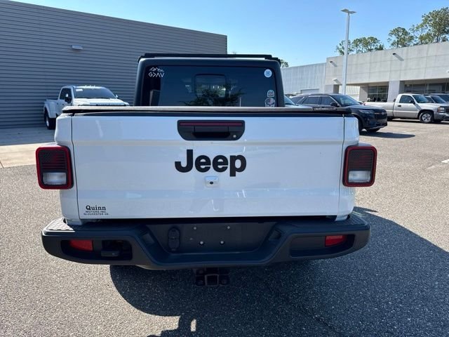 Used 2023 Bright White Clearcoat Jeep Sport S image 10