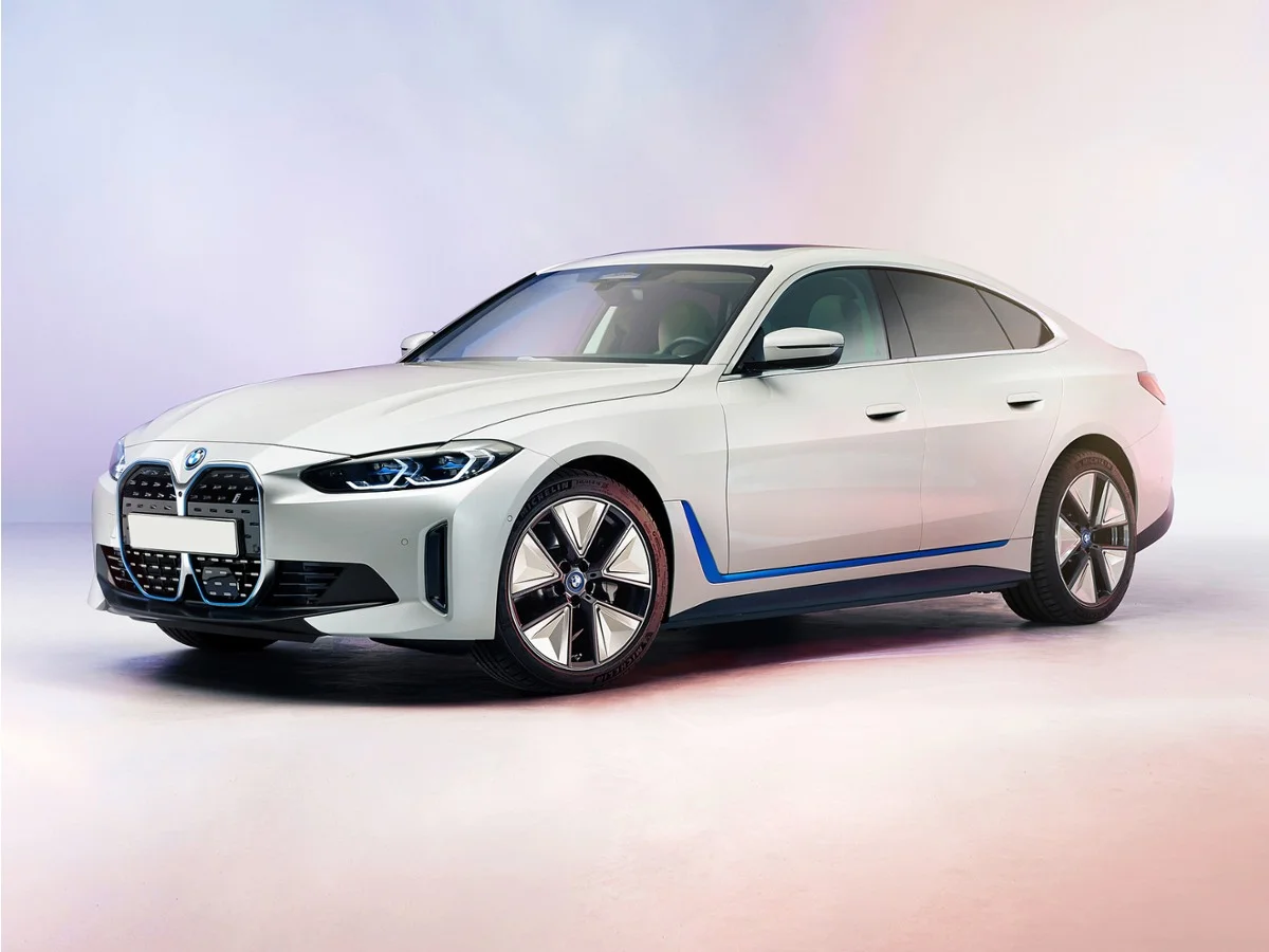 Used 2023 White BMW eDrive35 image 1