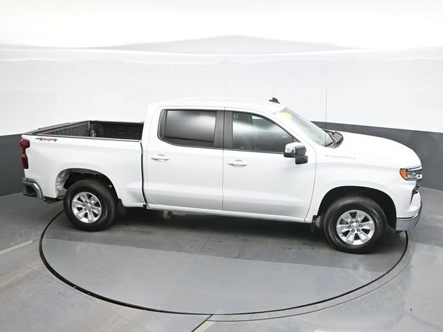 Used 2023 White Chevrolet LT image 16