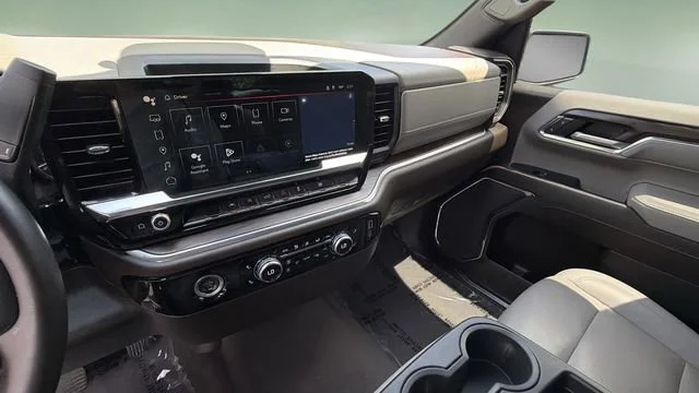 Used 2024 Downpour Metallic GMC SLT image 24