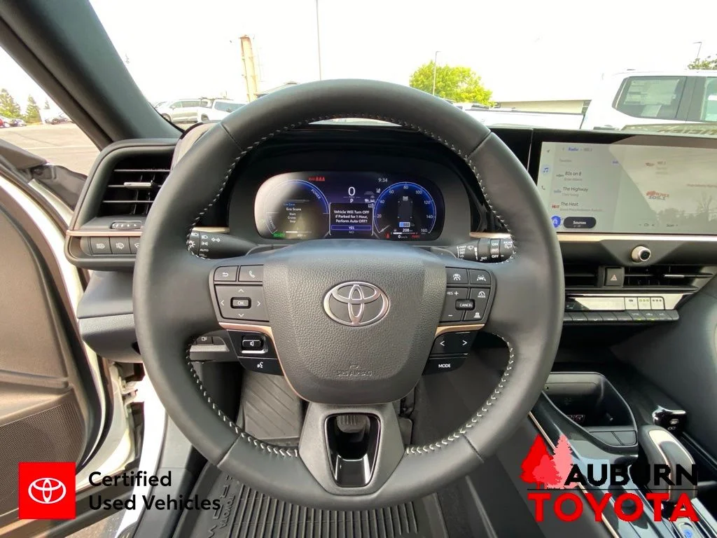 Certified Used 2026 Oxygen White Toyota XLE image 38
