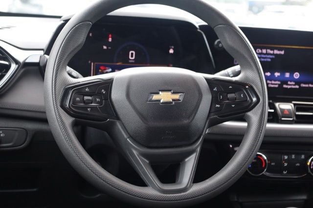 Used 2025 Red Chevrolet LT image 11