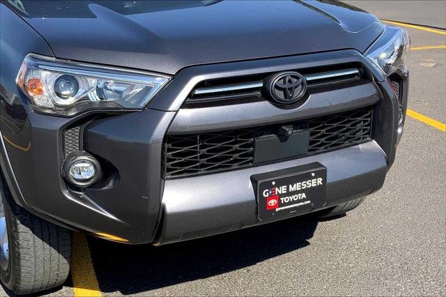 Certified Used 2023 MAGNETIC GRAY MET. Toyota  image 30
