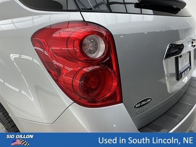 Used 2015 Silver Ice Metallic Chevrolet LT image 19