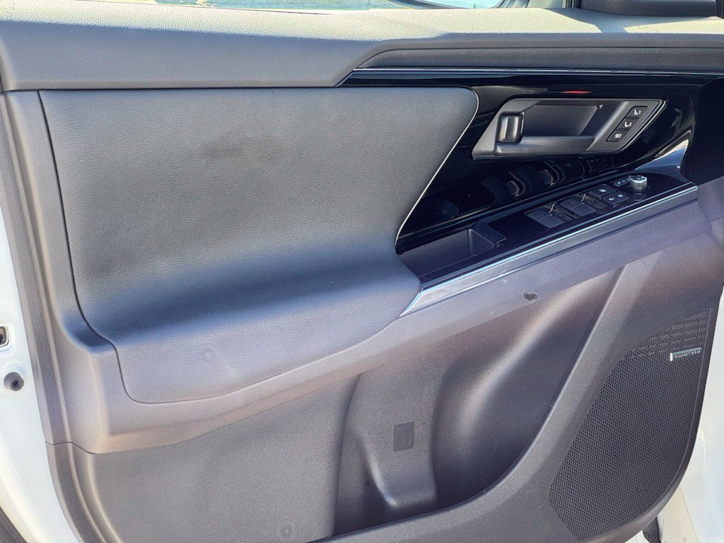 Used 2023 White Subaru Touring image 9