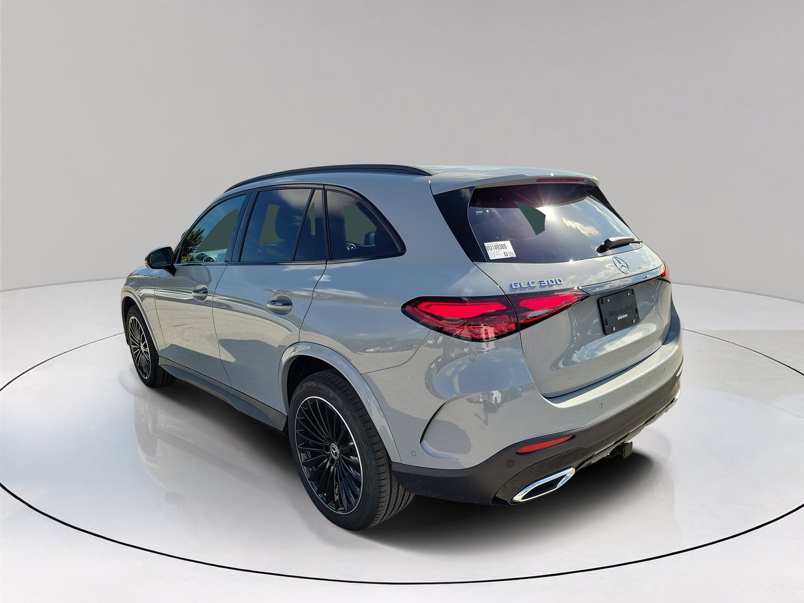 New 2027 MANUFAKTUR Alpine Grey Mercedes-Benz GLC 300 image 34