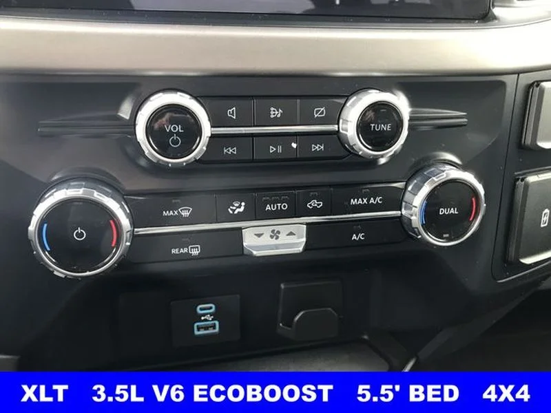 Certified Used 2024 Avalanche Ford XLT image 16