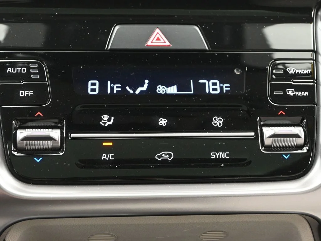 Used 2023 Black Kia X-Line EX image 22