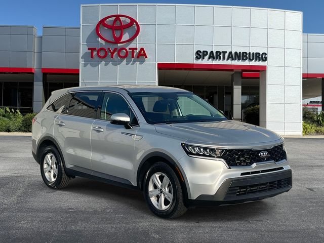 2021 Kia Sorento LX AT's photo