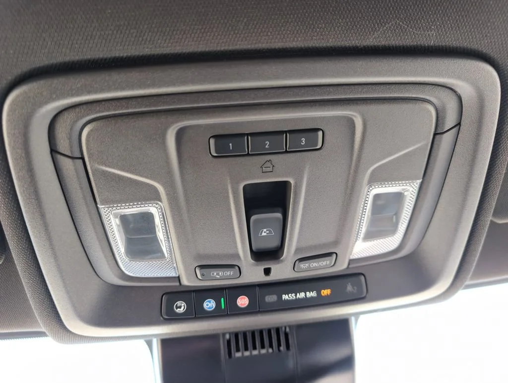 2025 Chevrolet Silverado 1500 LTZ - Photo 25