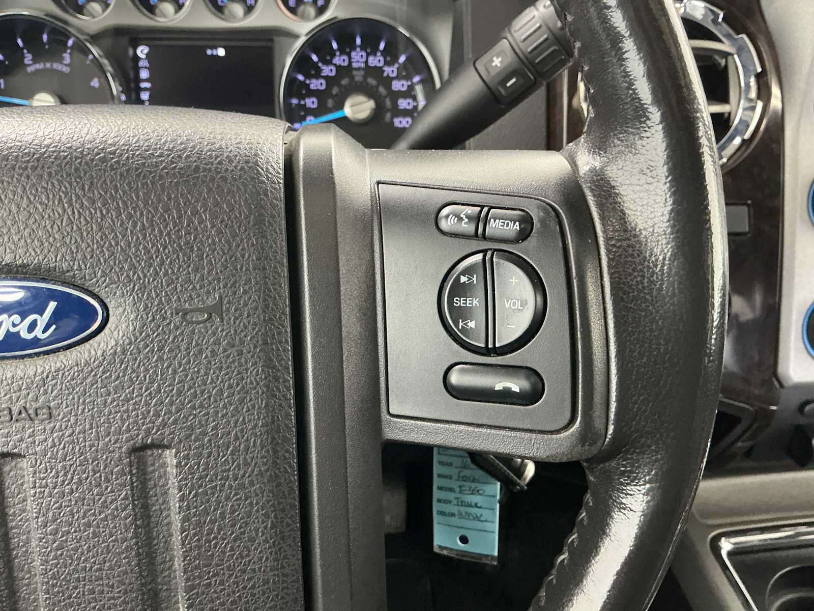 Used 2016 White Platinum Metallic Tri-Coat Ford Platinum image 22