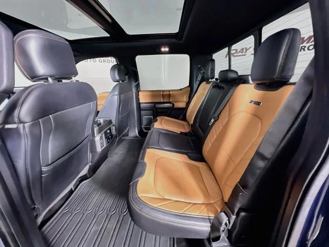Used 2017 Blue Ford Limited image 24