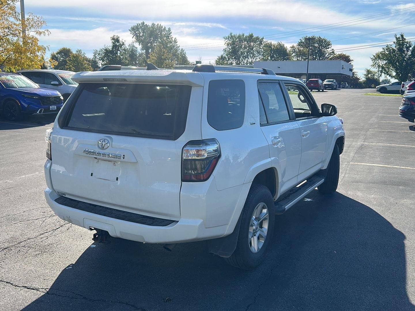Used 2024 Ice Cap Toyota SR5 image 7