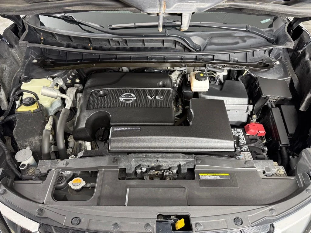Used 2020 Black Nissan S image 26