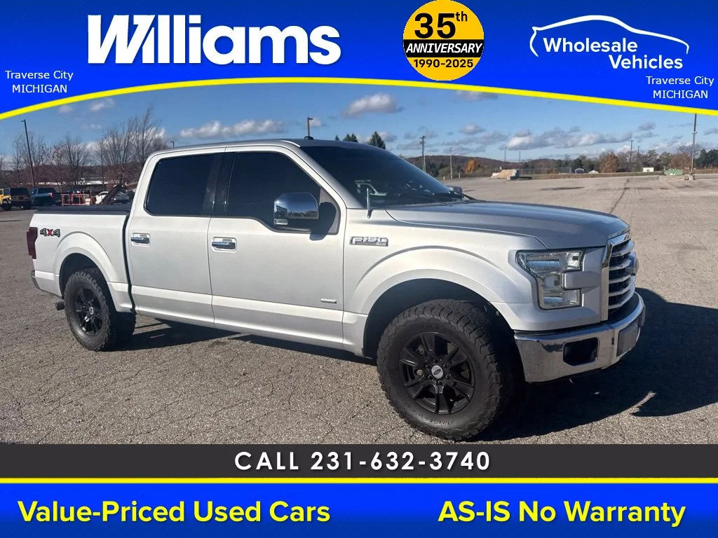 Used 2016 Ingot Silver Ford XLT image 10