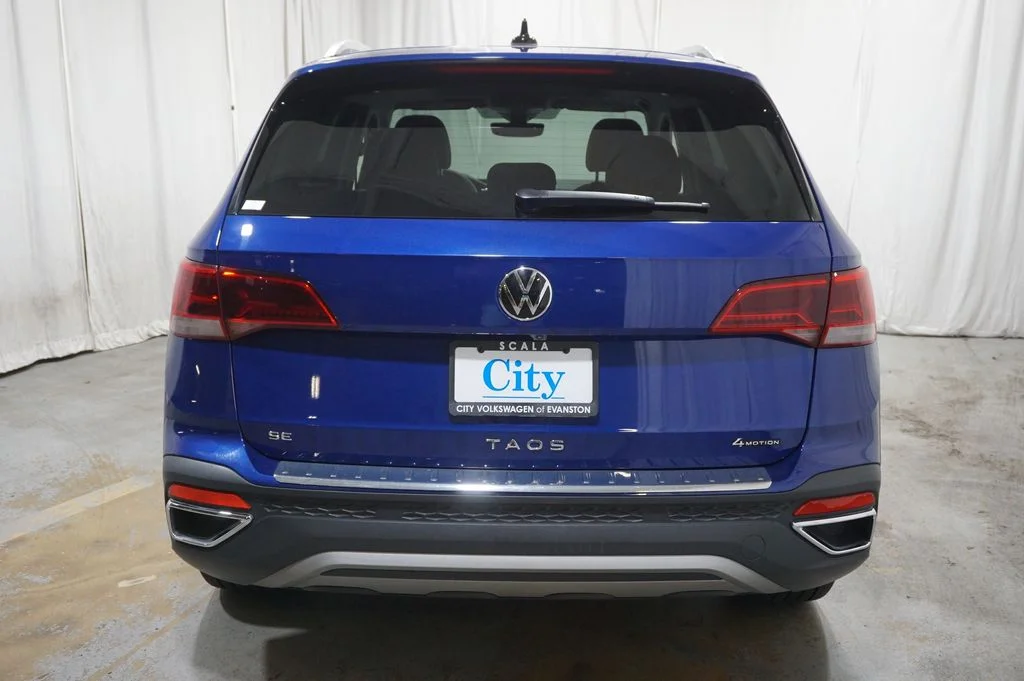 Certified Used 2023 Blue Volkswagen 1.5T SE image 6