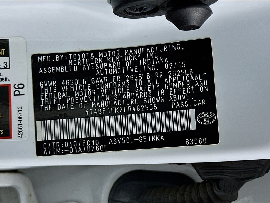 Used 2015 Super White Toyota LE image 30