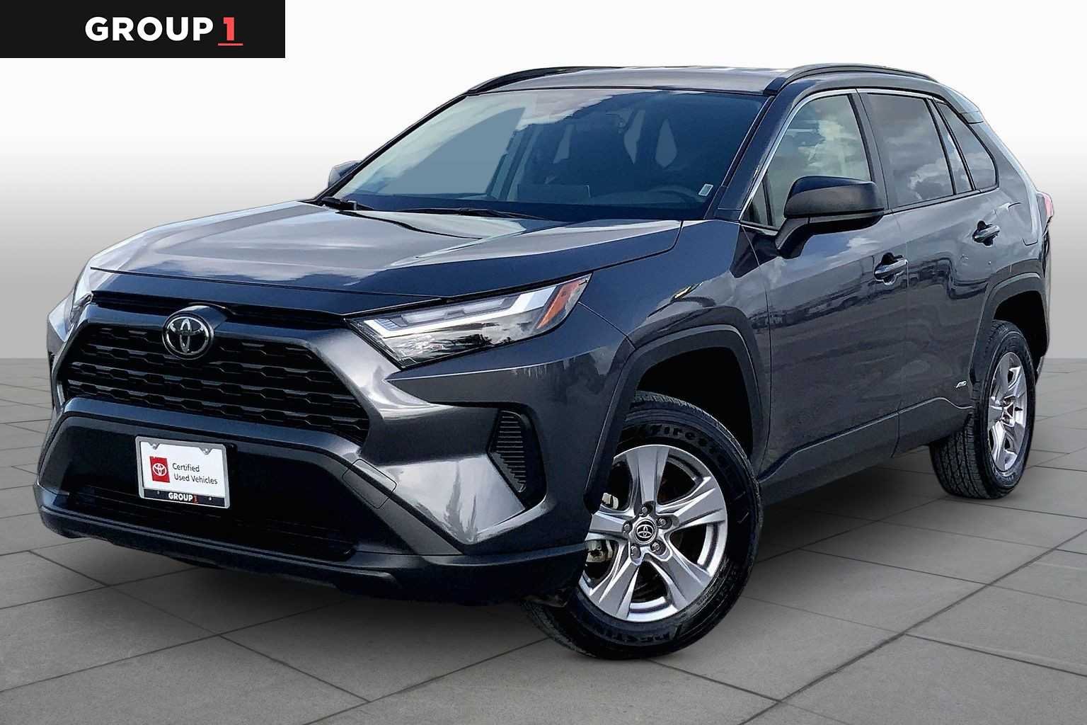 2025 Toyota RAV4 Hybrid LE