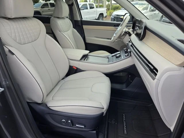 Used 2025 Gray Hyundai Limited image 20