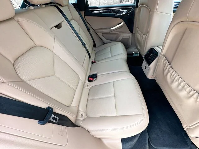2024 Porsche Macan S - Photo 29