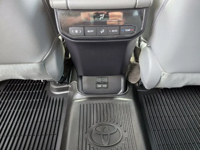 Used 2023 Beige Toyota XLE image 17
