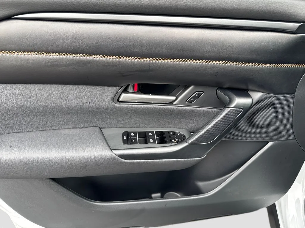 New 2026 Pearl Mazda Premium image 12