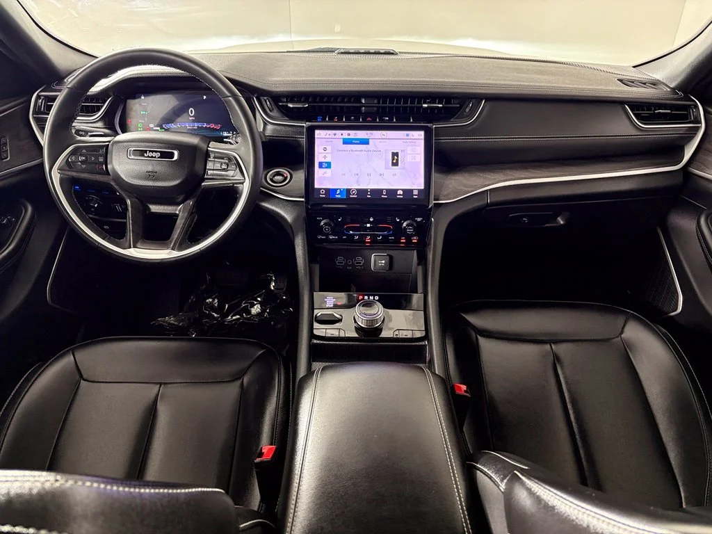Used 2024 White Jeep 4xe image 41