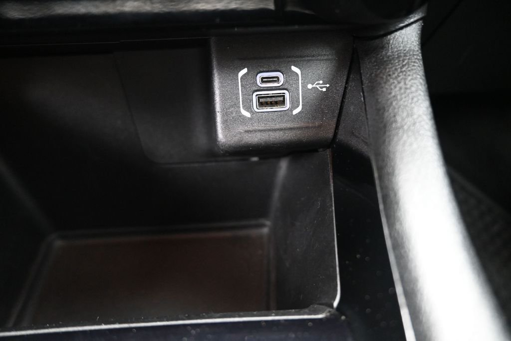 Used 2024 White Jeep Trailhawk image 9