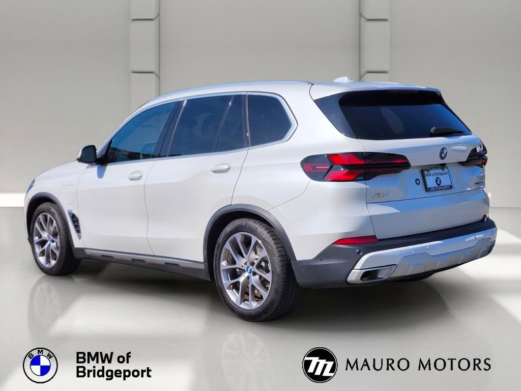 Used 2024 White BMW xDrive50e image 4