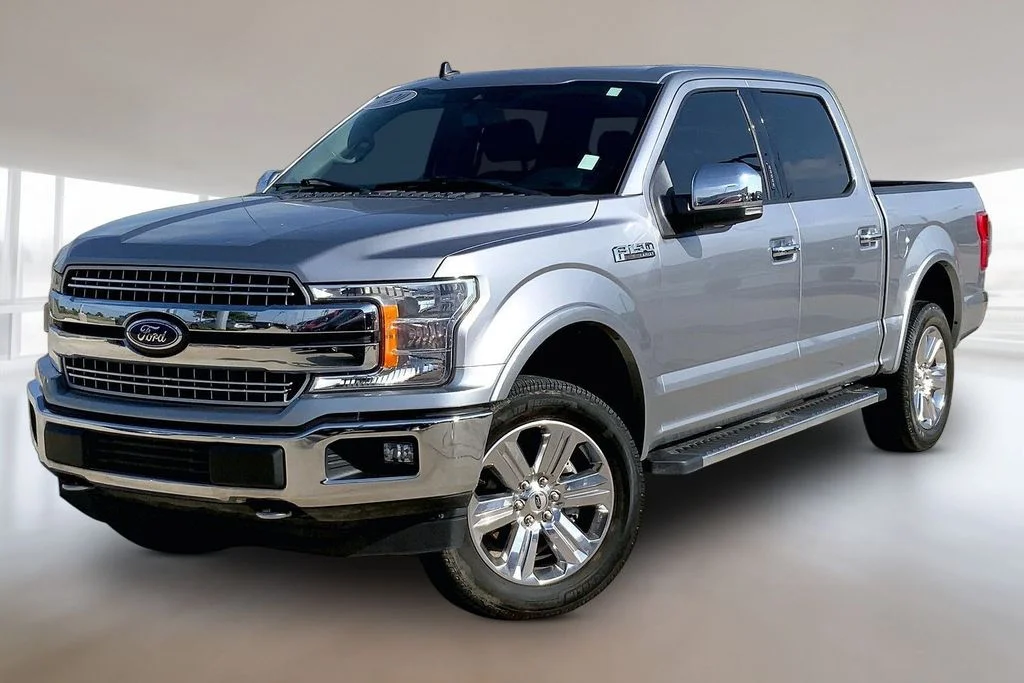 Used 2020 Silver Metallic Ford Lariat image 1