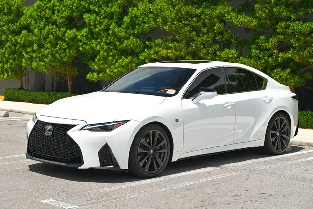 2024 Lexus IS 350 F SPORT Design
