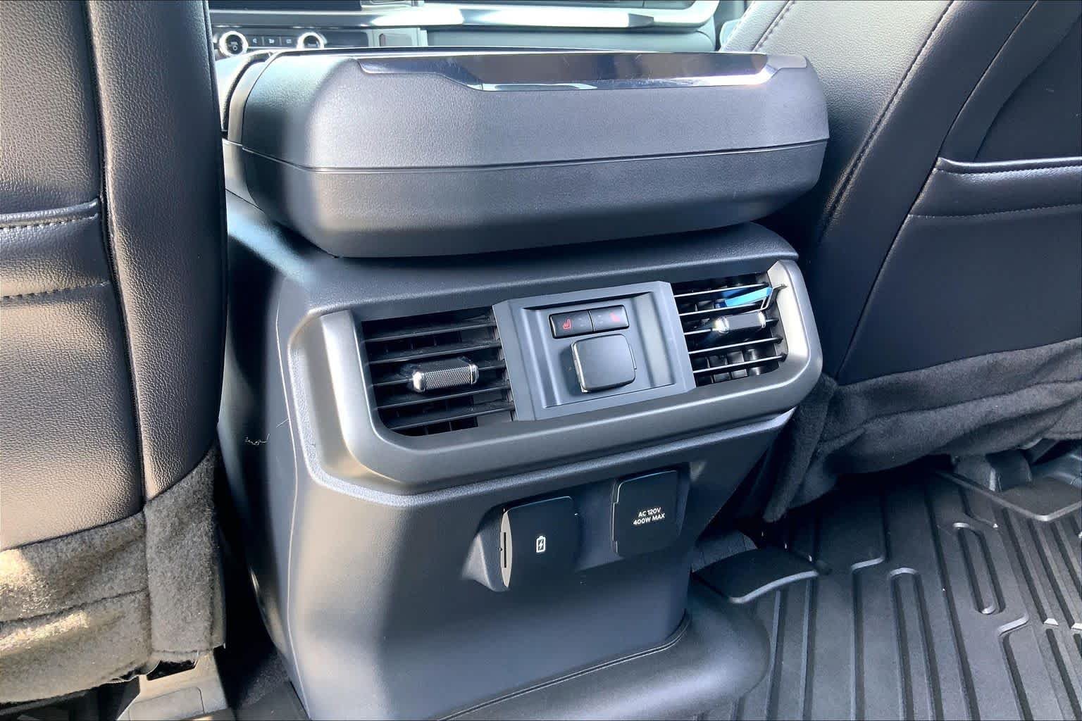 Certified Used 2024 Agate Black Metallic Ford LARIAT image 34