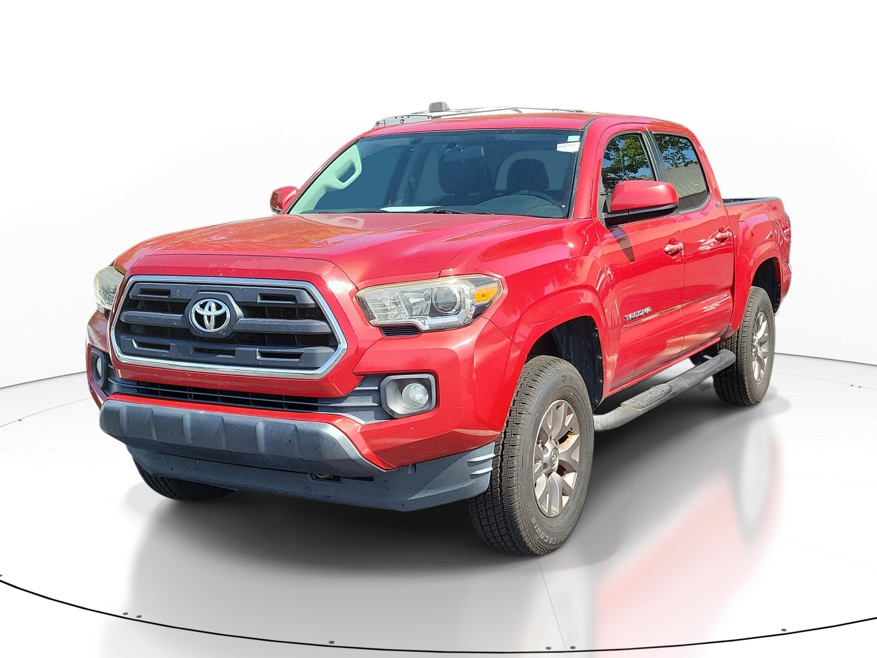Used 2016 Barcelona Red Metallic Toyota SR5 image 2